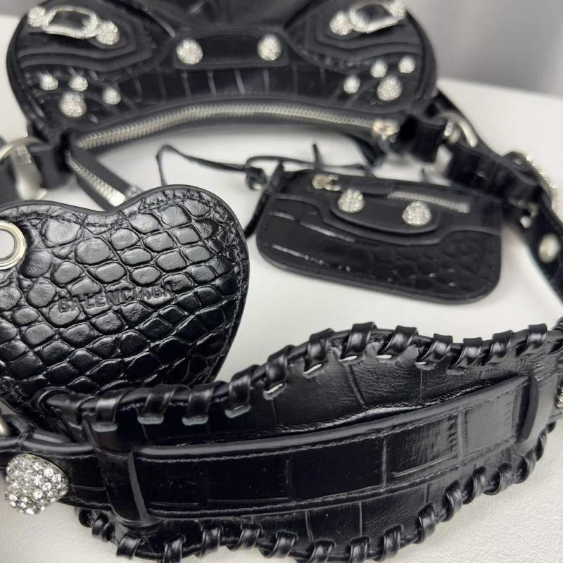 Vibrant Balenciaga Le Cagole Mini Croc-Patterned Shoulder Bag 38398