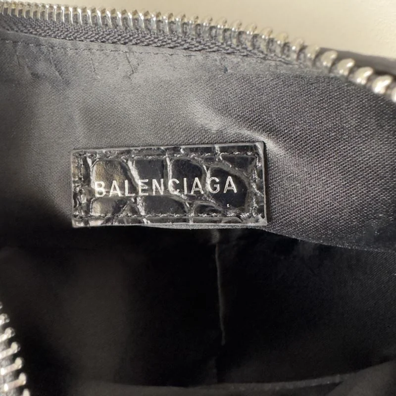 Vibrant Balenciaga Le Cagole Mini Croc-Patterned Shoulder Bag 38398