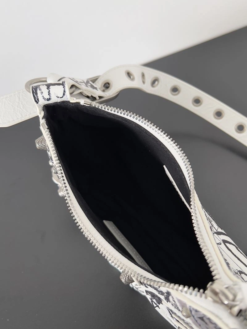 Balenciaga Le Cagole Retro Half-Moon Studded Shoulder Bag OdorResistant 78822