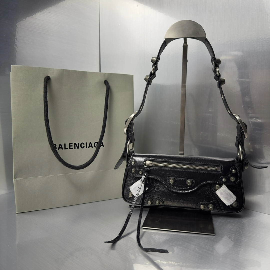 FreshLook Balenciaga Le Cagole Small Sling Bag -  Italian Lambskin 61089