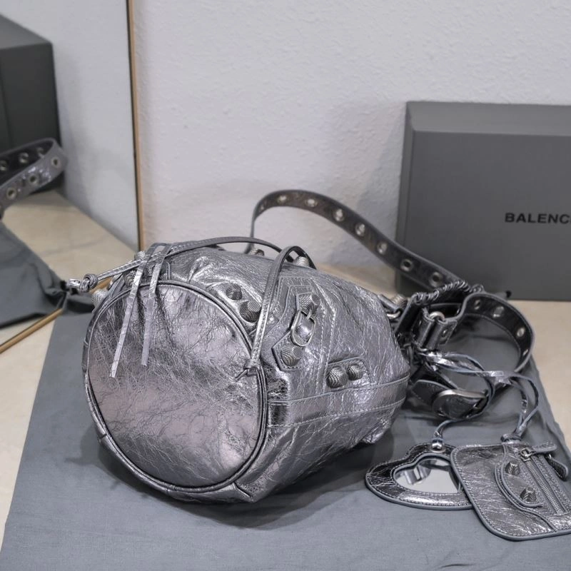 Affordable Balenciaga Le Cagoles Heart-Mirror Bucket Bag in Cracked Lambskin 72720