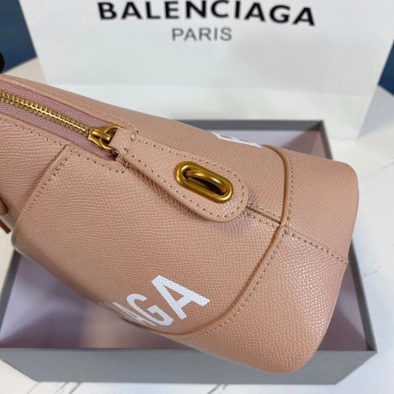 Balenciaga Limited Edition Oversized Letter Shell Bag OdorResistant 78555