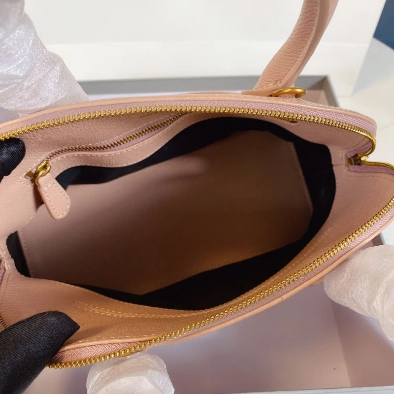 Balenciaga Limited Edition Oversized Letter Shell Bag OdorResistant 78555