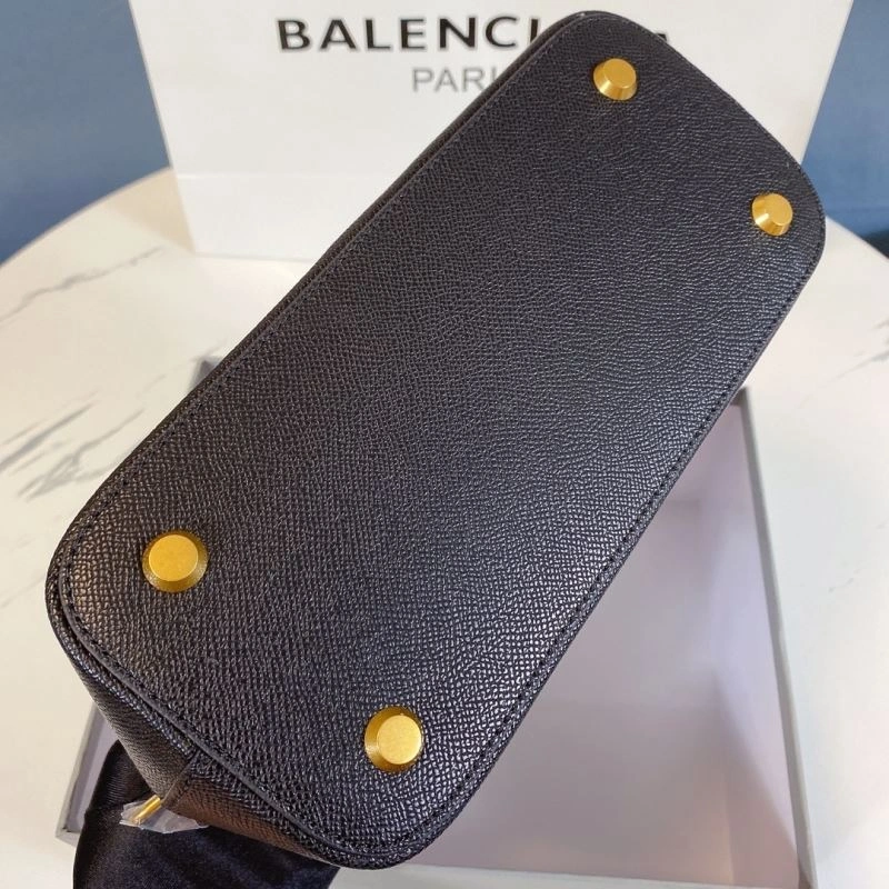 Balenciaga Limited Edition Oversized Letter Shell Bag Affordable 75219