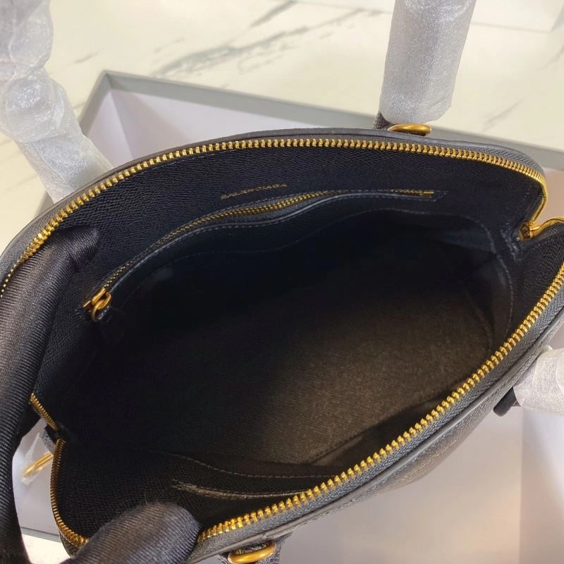 Balenciaga Limited Edition Oversized Letter Shell Bag Affordable 75219