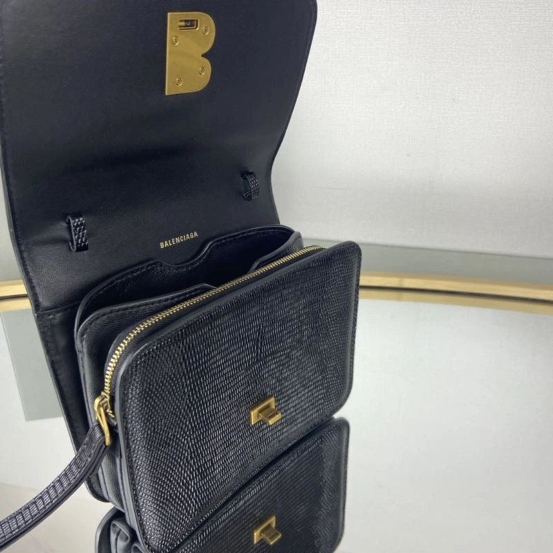 Balenciaga Lizard Pattern Crossbody Bag - Model UrbanChic 78326
