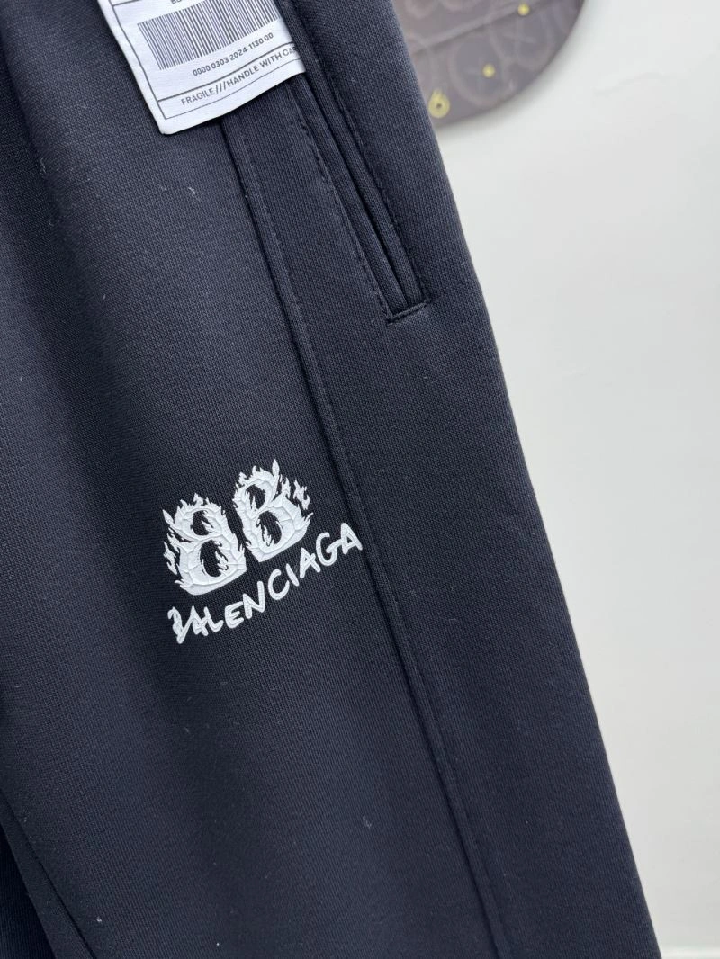 Sporty Balenciaga Long Pants 98249