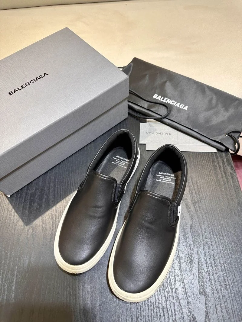 Snug Balenciaga Low Shoes 16972