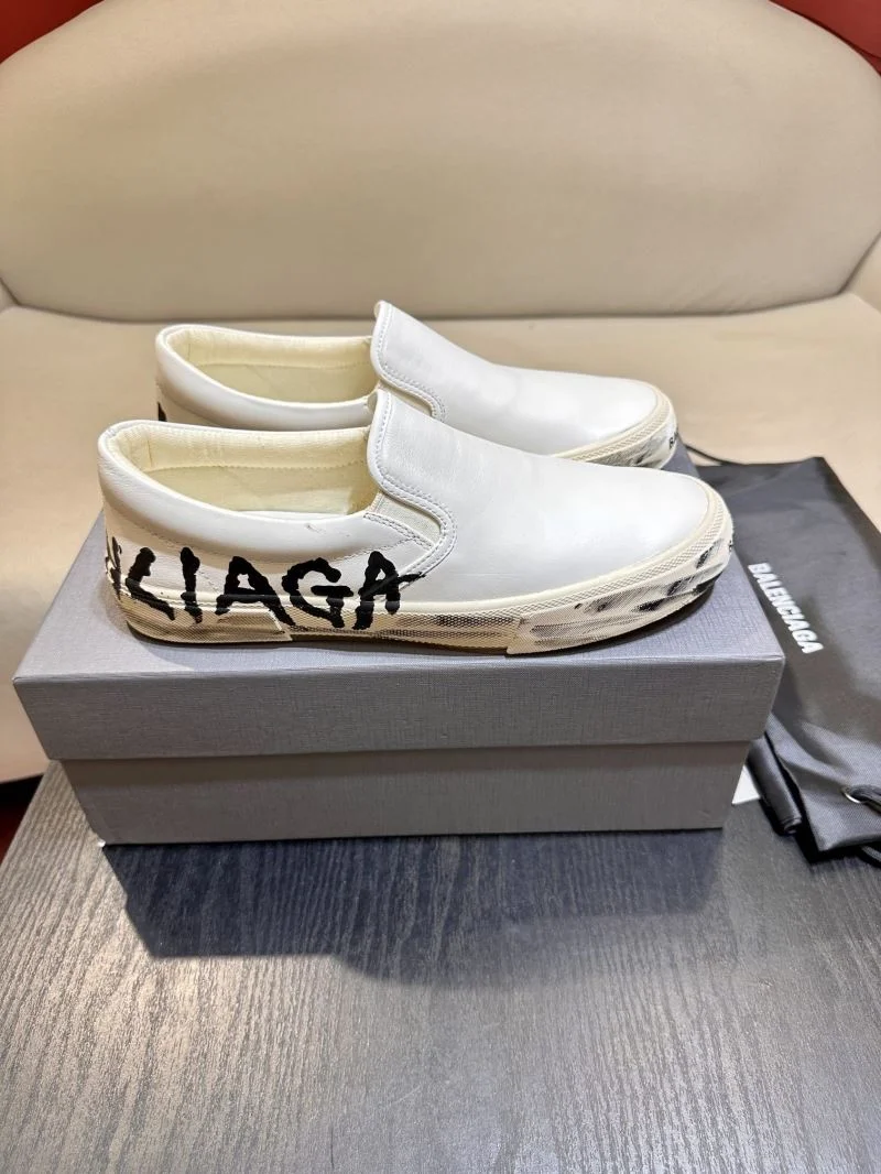 Sporty Balenciaga Low Shoes 16945