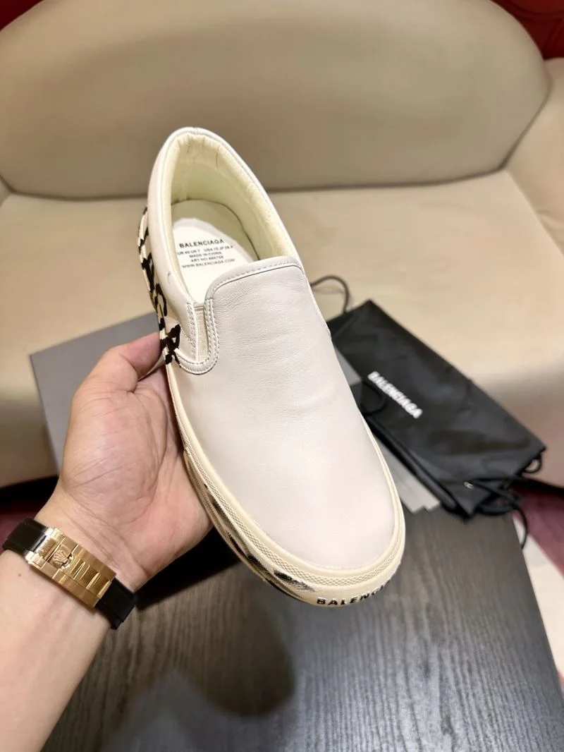 Sporty Balenciaga Low Shoes 16945