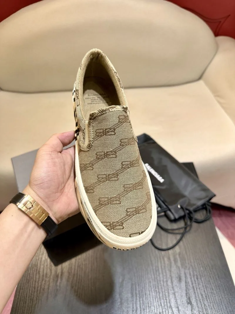 Cozy Balenciaga Low Shoes 16973