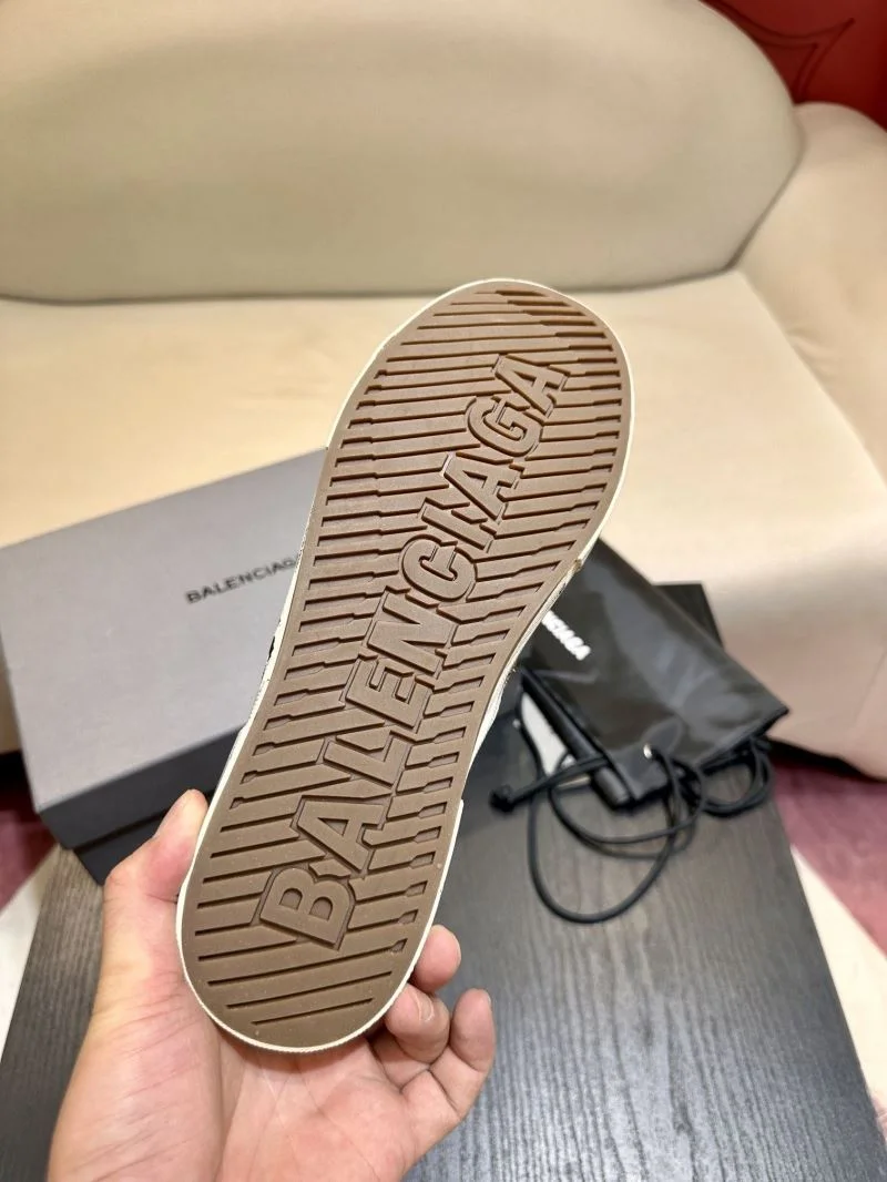 Cozy Balenciaga Low Shoes 16973