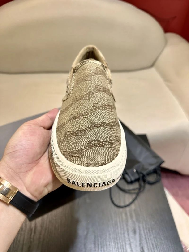 Cozy Balenciaga Low Shoes 16973