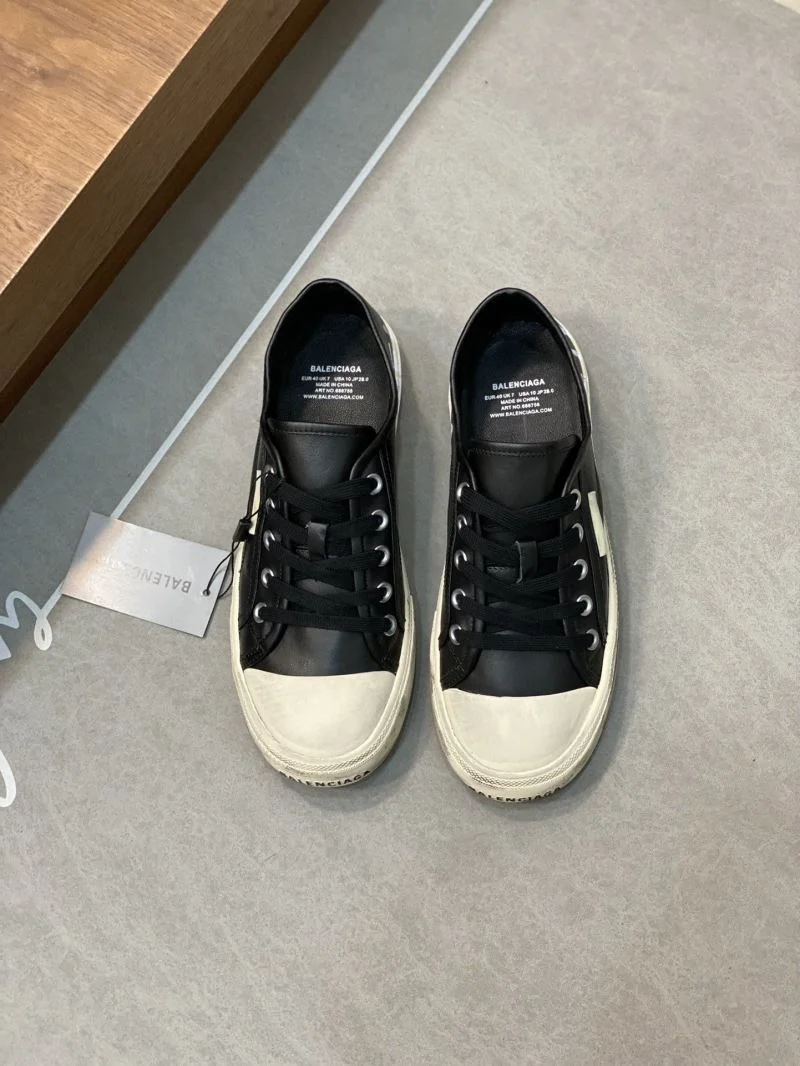 Balenciaga Low Shoes RelaxedFit 17015