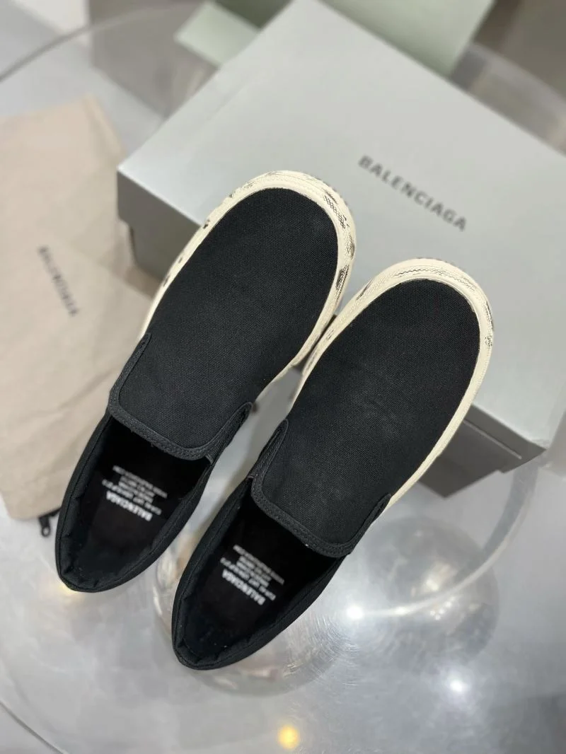 Balenciaga Low Shoes Compact 16708