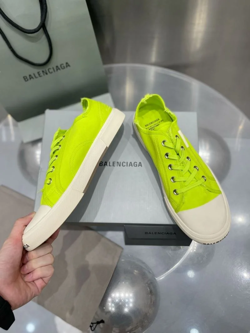 Compact Balenciaga Low Shoes 16714