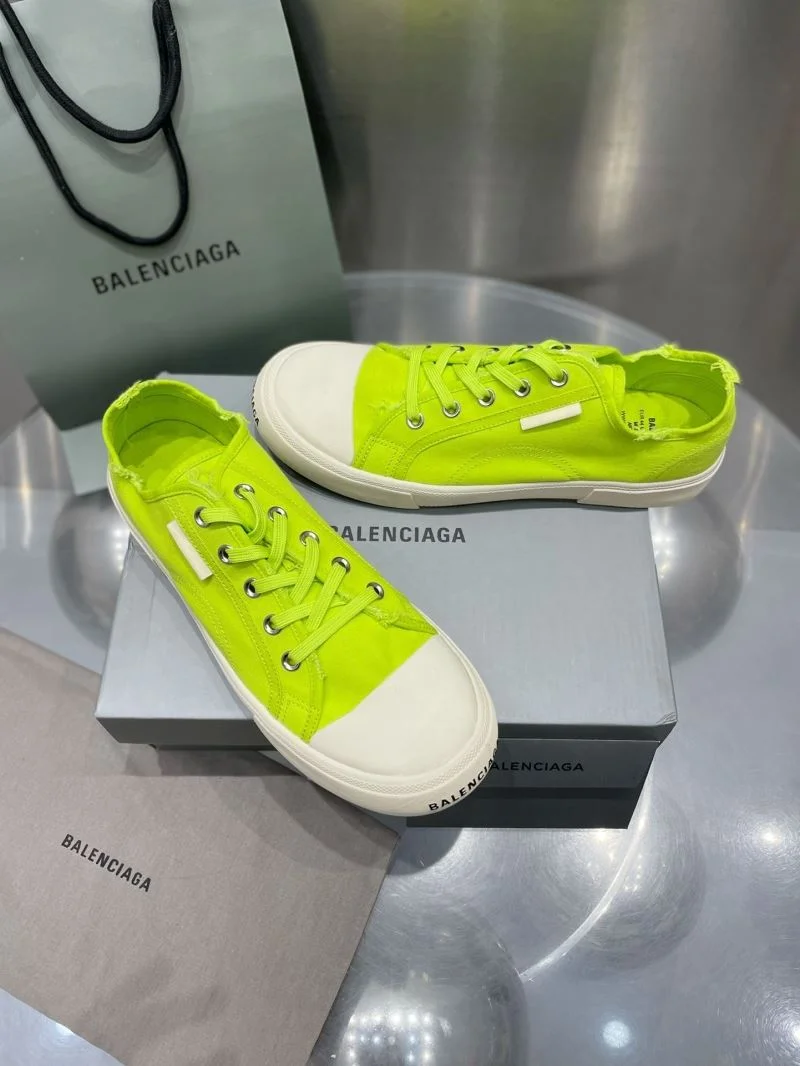 Compact Balenciaga Low Shoes 16714