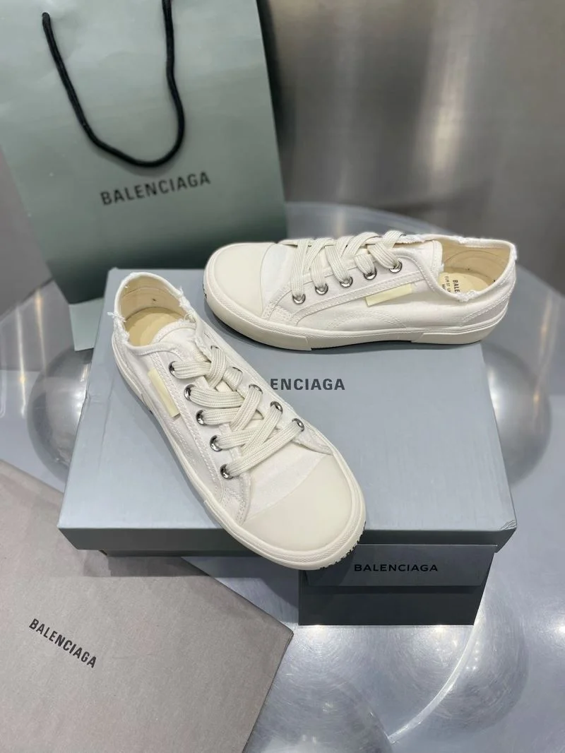 Durable Balenciaga Low Shoes 16703