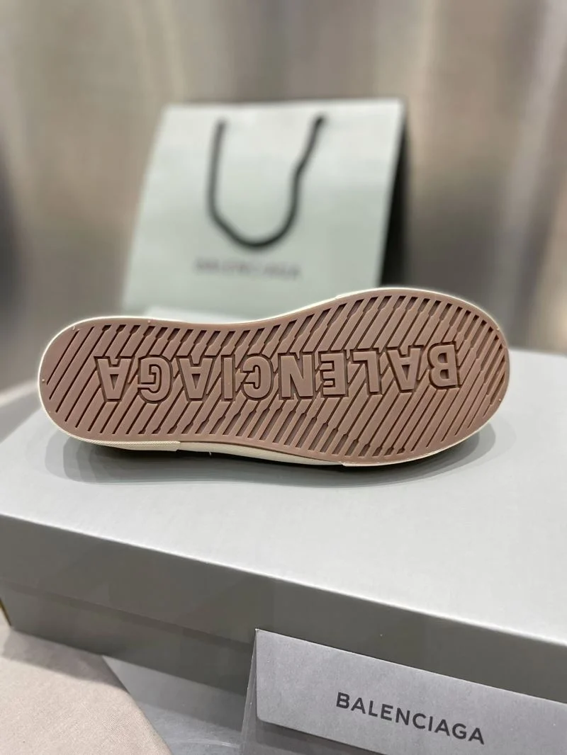 Durable Balenciaga Low Shoes 16703