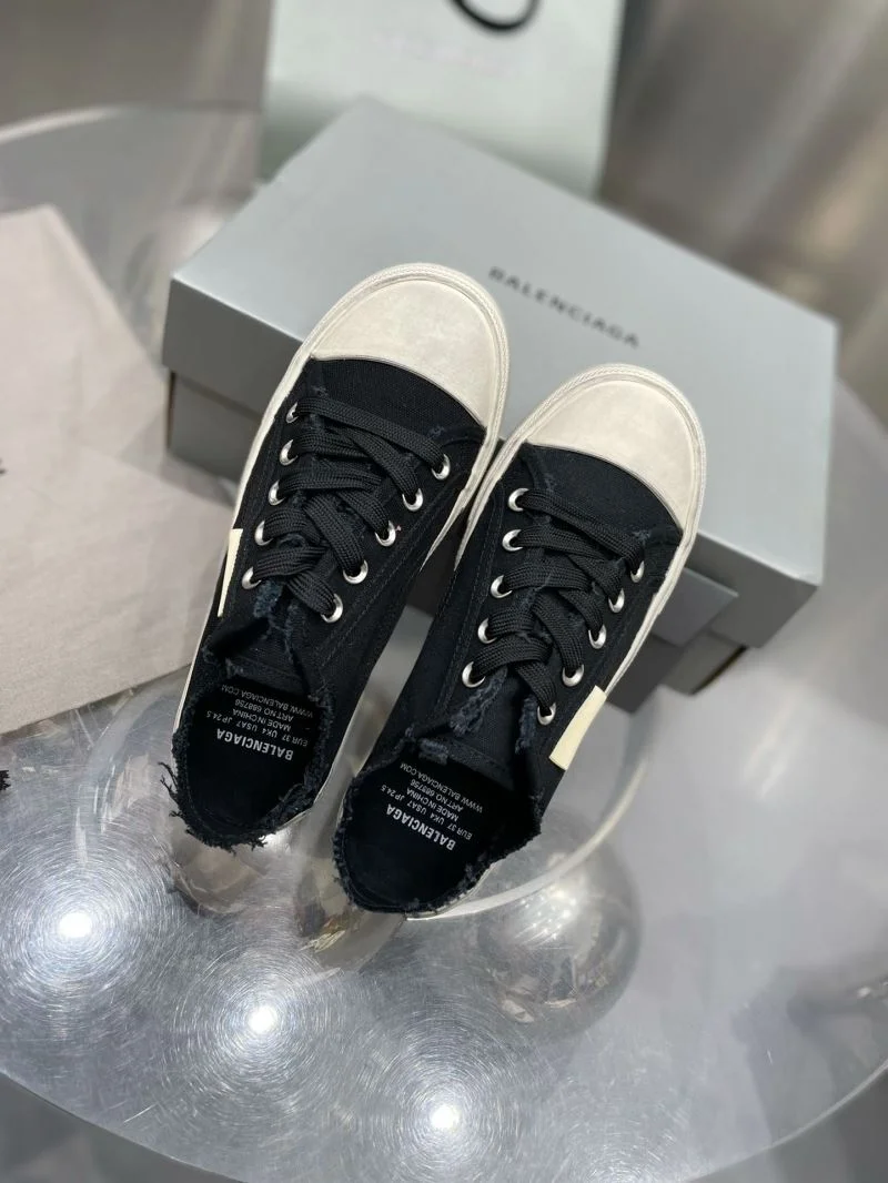Cozy Balenciaga Low Shoes 16718