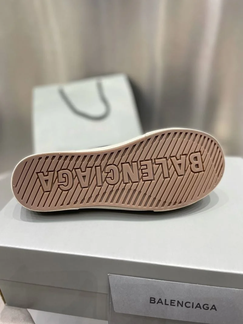 Cozy Balenciaga Low Shoes 16718