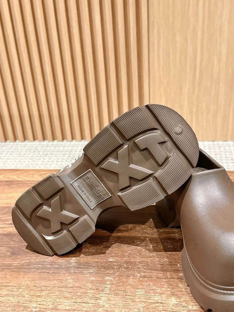 Balenciaga Low Shoes Reliable 16728