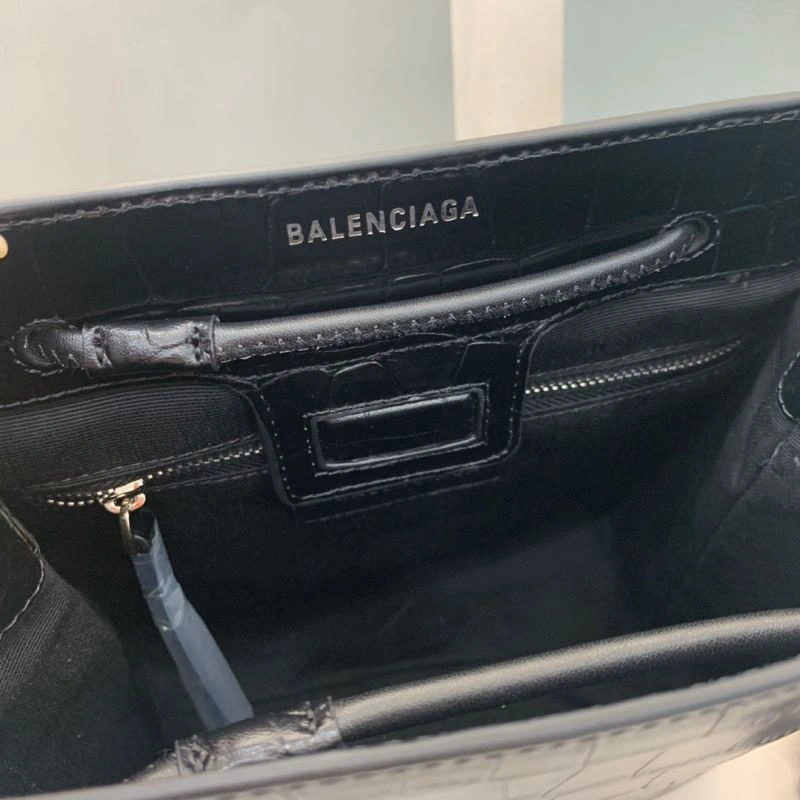 StreetReady Balenciaga Luxury Balenciaga Crocodile Pattern Shopping Bag - Black 78556