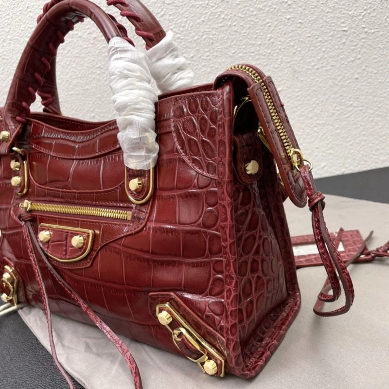 WellDesigned Balenciaga Luxury Crocodile Leather Motorcycle Bag with Gold Accents 72674