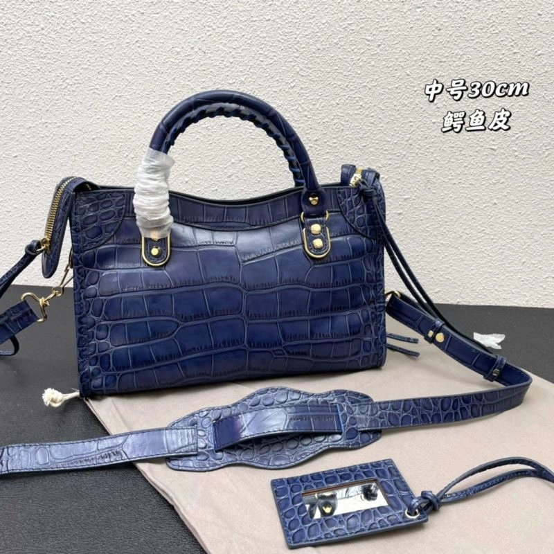 Balenciaga Luxury Crocodile Motorcycle Bag with Handmade Handle Stylish 72634