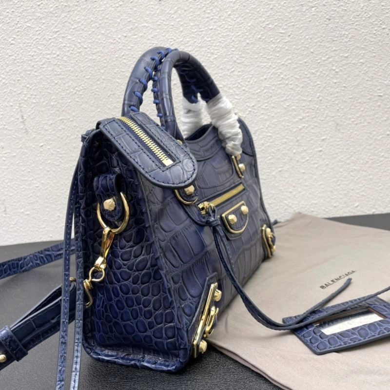 Balenciaga Luxury Crocodile Motorcycle Bag with Handmade Handle Stylish 72634