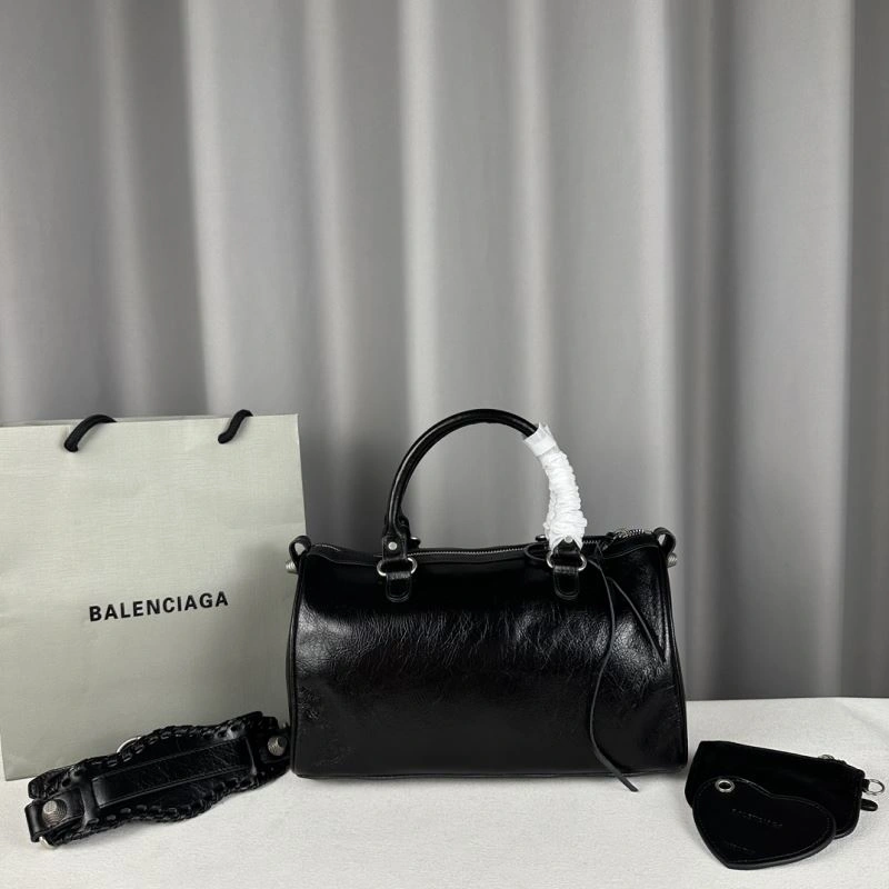 Balenciaga Luxury Italian Crackled Leather Travel Bag with Detachable Strap Compact 75328