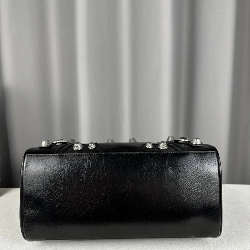 Balenciaga Luxury Italian Crackled Leather Travel Bag with Detachable Strap Compact 75328