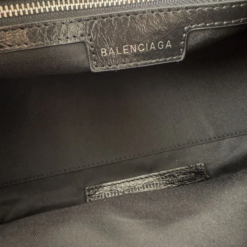 Balenciaga Luxury Italian Crackled Leather Travel Bag with Detachable Strap Compact 75328