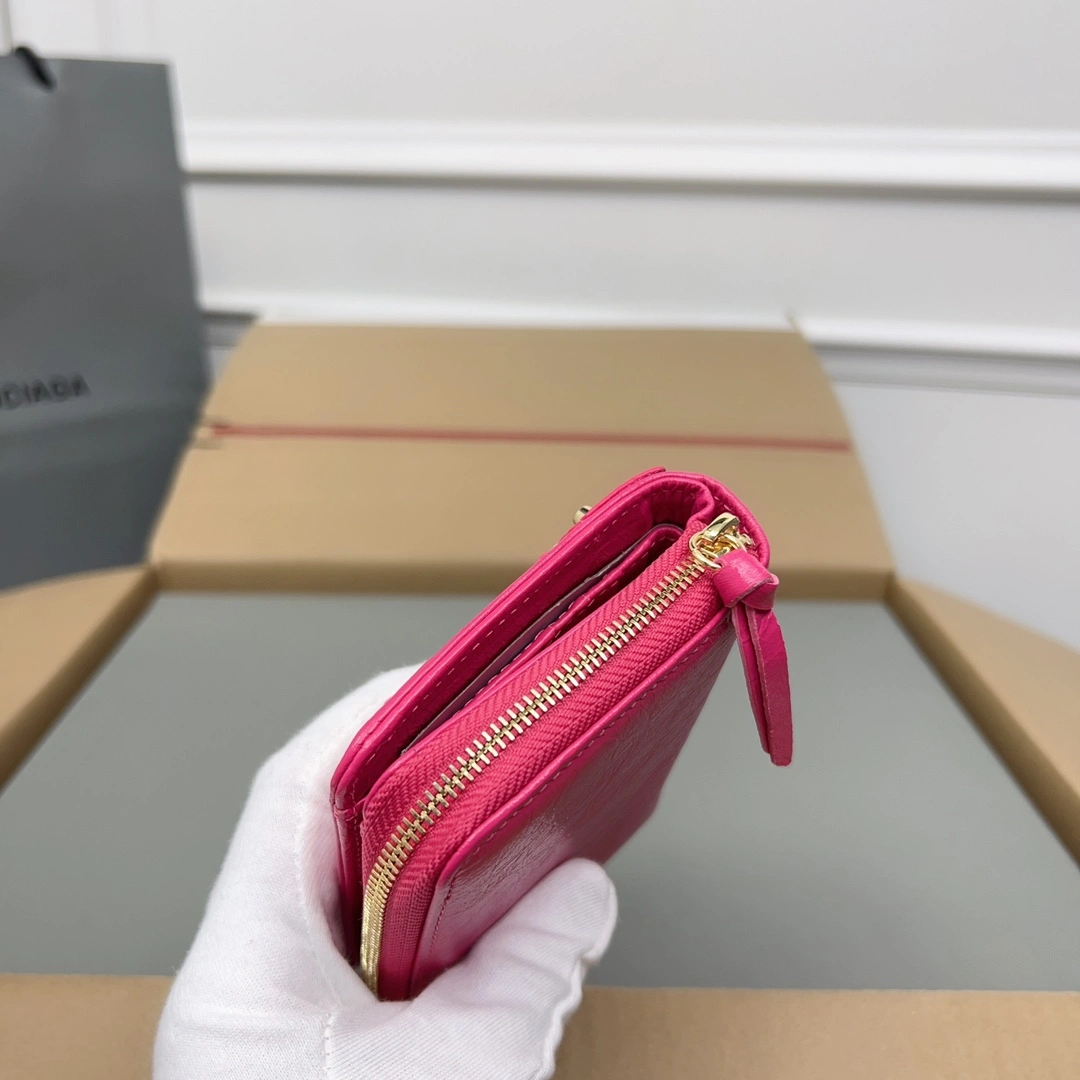 TechFriendly Balenciaga Magenta Retro Leather Wallet with Card Compartments 60855