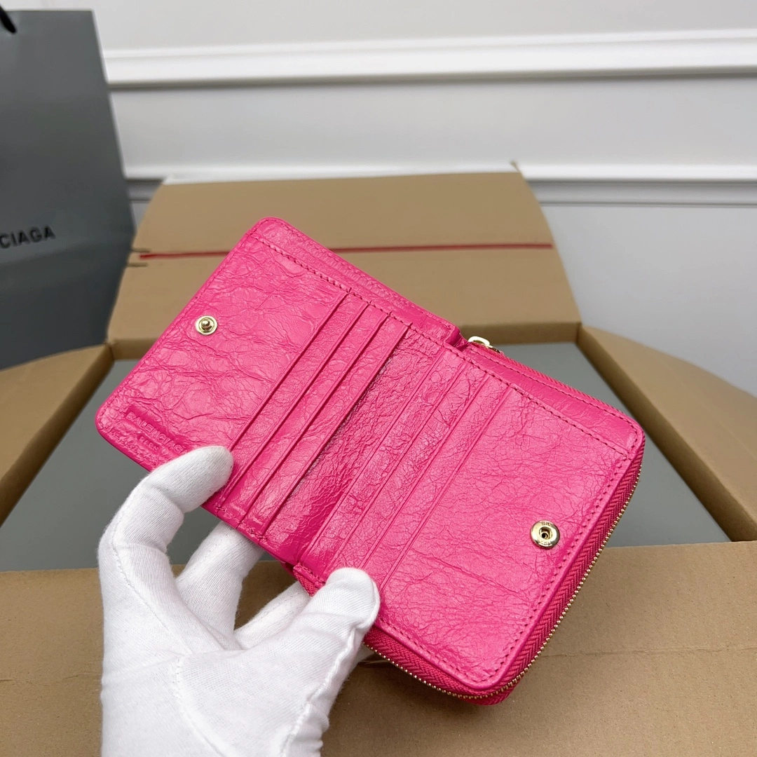 TechFriendly Balenciaga Magenta Retro Leather Wallet with Card Compartments 60855