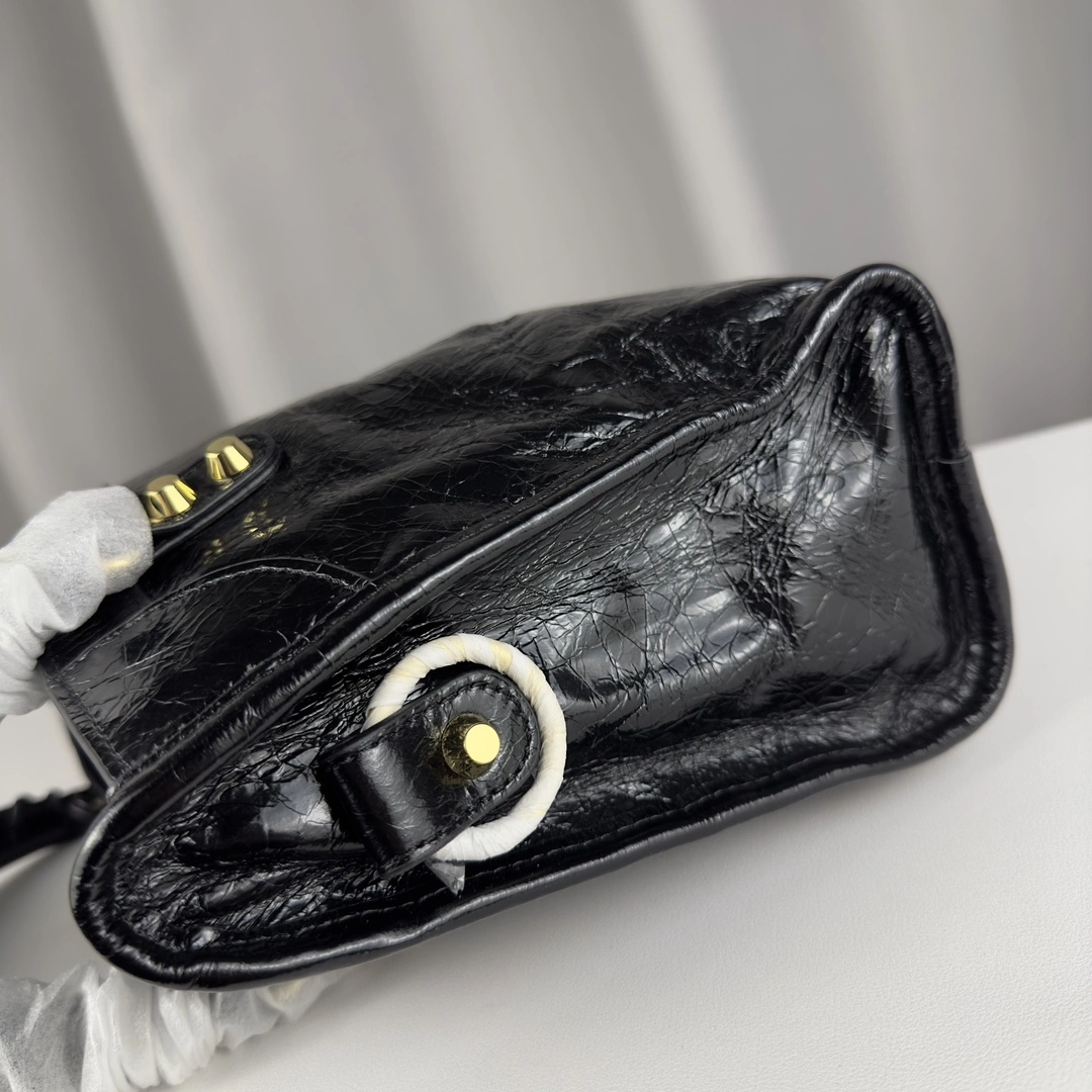 Balenciaga Medium Motorcycle Bag with Logo and Studded Design Trendy 60988