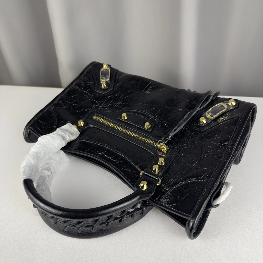 Balenciaga Medium Motorcycle Bag with Logo and Studded Design Trendy 60988