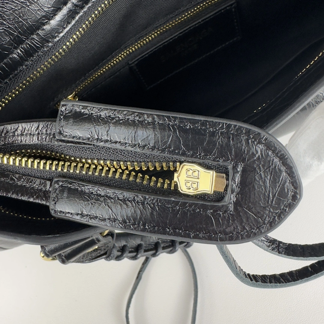 Balenciaga Medium Motorcycle Bag with Logo and Studded Design Trendy 60988