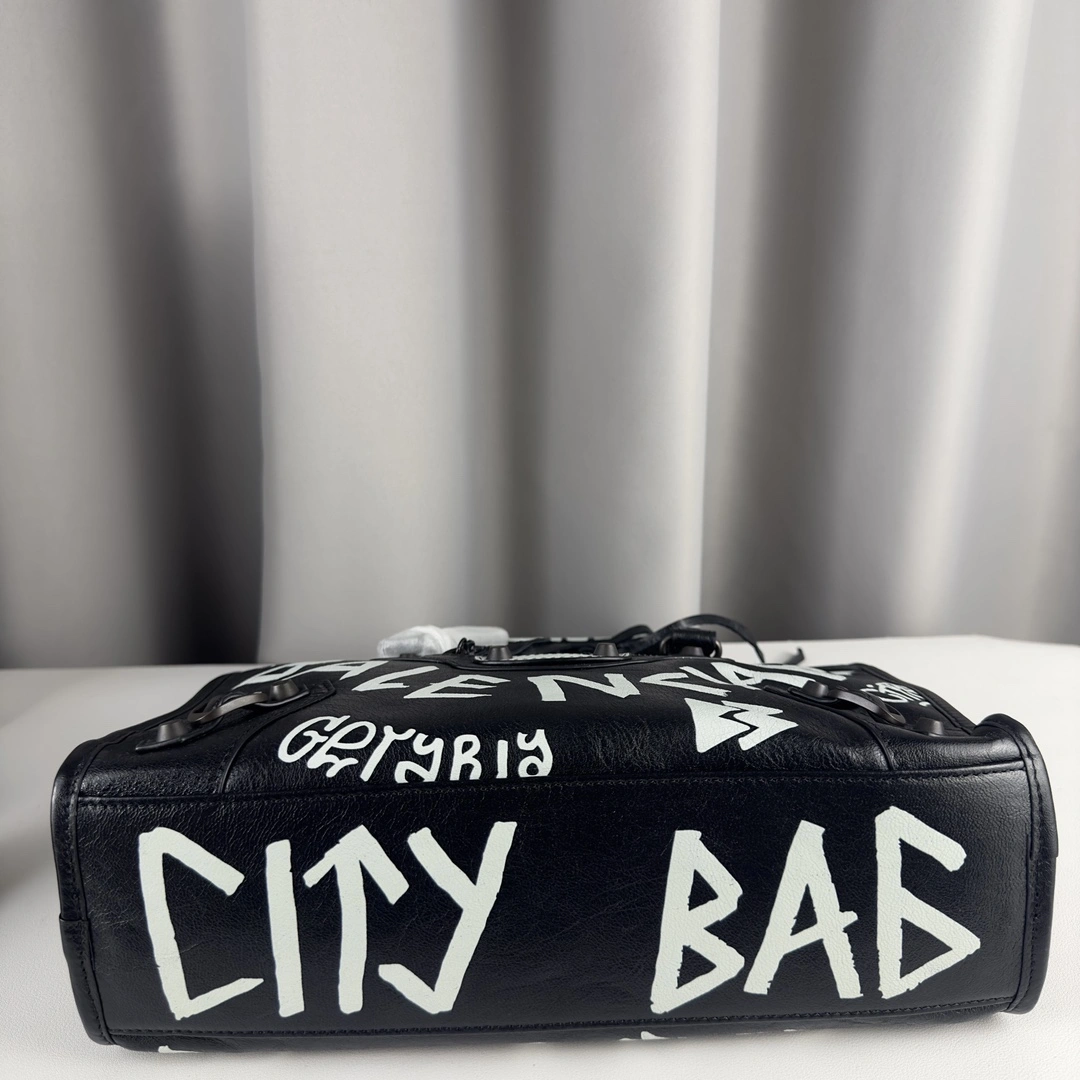 Efficient Balenciaga Mini City Graffiti Sheepskin Handcrafted Bag 30cm 61077