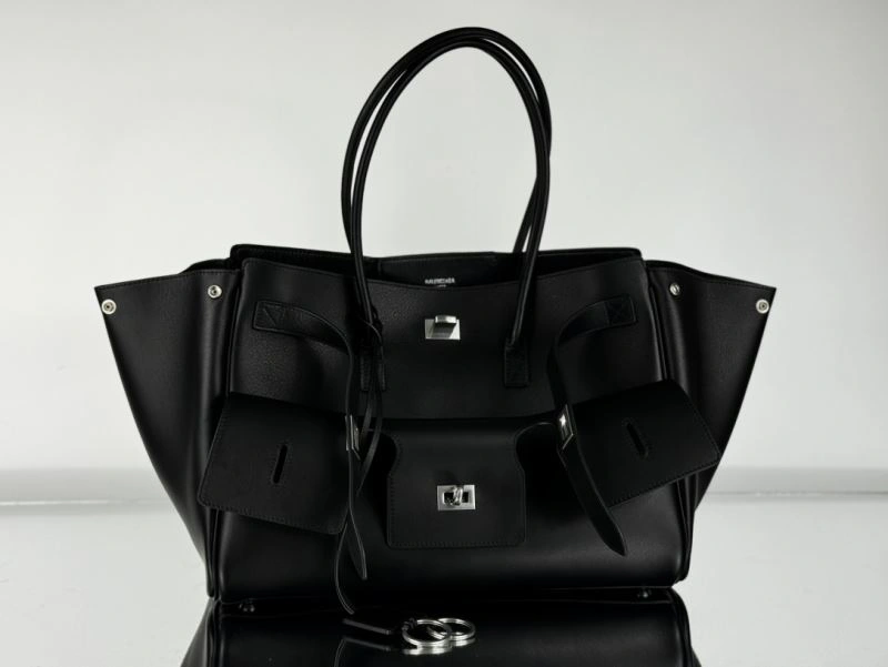 Compact Balenciaga  Black Silver Bel-Air Calfskin Shoulder Bag 67003