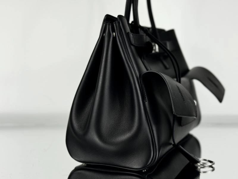 Compact Balenciaga  Black Silver Bel-Air Calfskin Shoulder Bag 67003