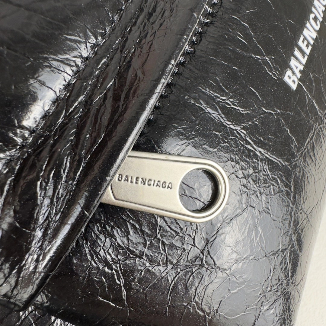 Balenciaga  Cowhide Underarm Bag - Runway Edition RelaxedFit 60872