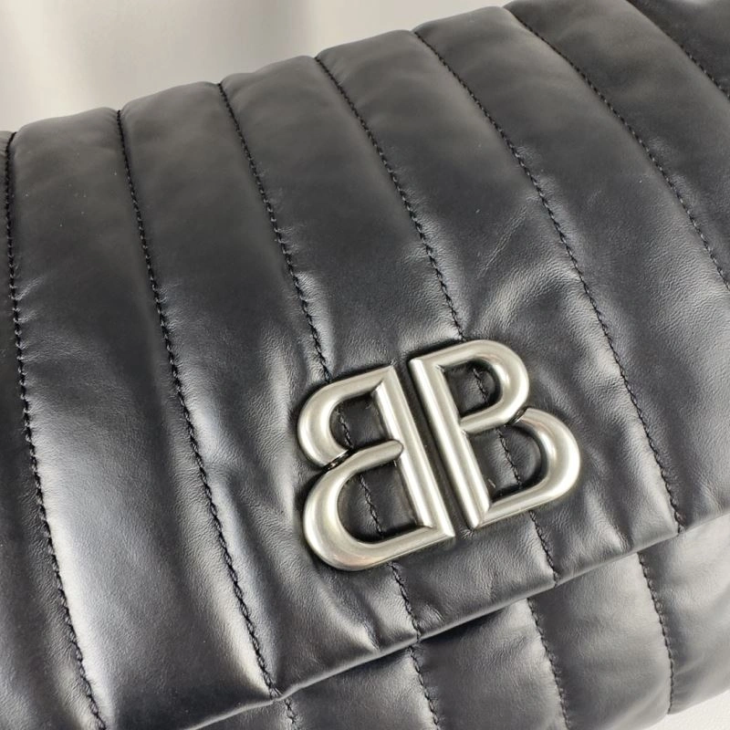 MultiPurpose Balenciaga Monaco  BB Logo Chain Bag in Soft Cracked Calfskin 75272