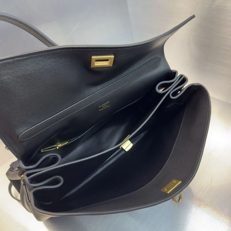 Balenciaga Multi-Size Mini to Large Fashion Tote Bag FashionForward 69972