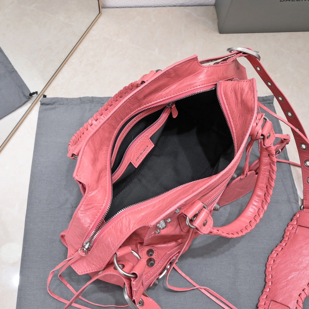 Balenciaga NEO CAGOLE Distressed Lambskin Medium Bag TravelReady 60942