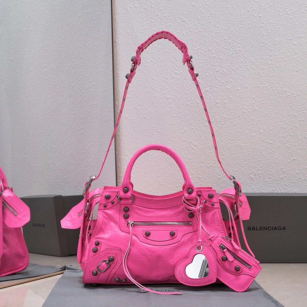 Sustainable Balenciaga NEO CAGOLE Distressed Lambskin Trapezoid Bag 60959