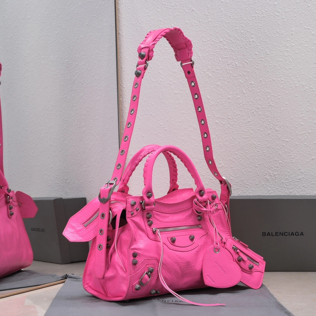 Sustainable Balenciaga NEO CAGOLE Distressed Lambskin Trapezoid Bag 60959