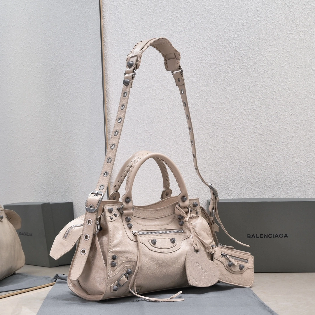 ModernLook Balenciaga NEO CAGOLE Vintage Cracked Lambskin Trapezoid Bag 61041