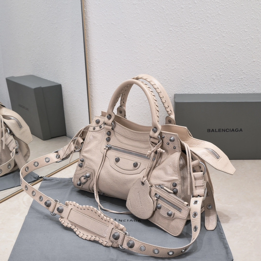 ModernLook Balenciaga NEO CAGOLE Vintage Cracked Lambskin Trapezoid Bag 61041