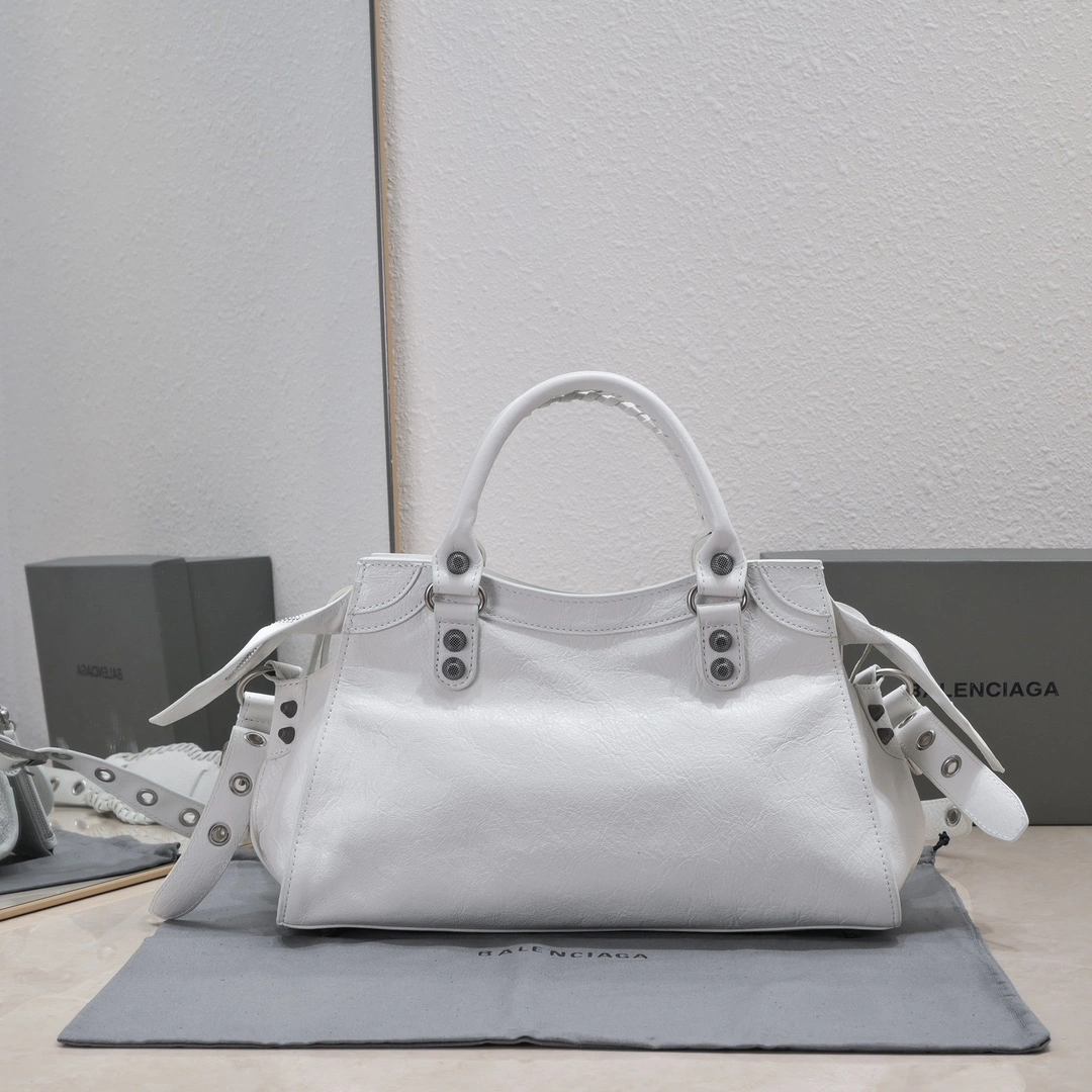 Balenciaga NEO CAGOLE Vintage Cracked Sheepskin Medium Bag Durable 60957